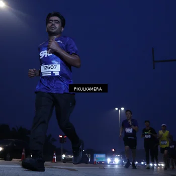 Runner Photo 7448905