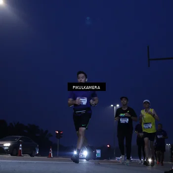 Runner Photo 7448910
