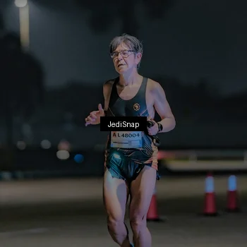 Runner Photo 7448917