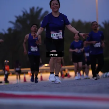Runner Photo 7448937