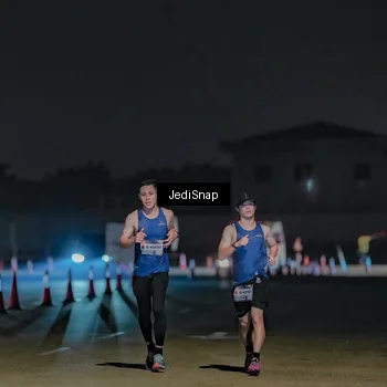 Runner Photo 7448957