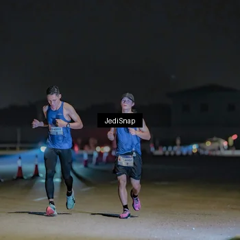 Runner Photo 7449014
