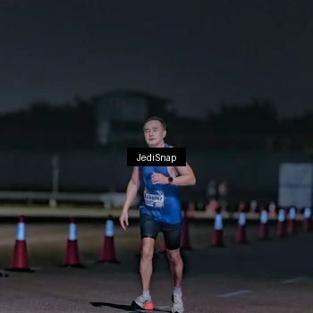 Runner Photo 7449021