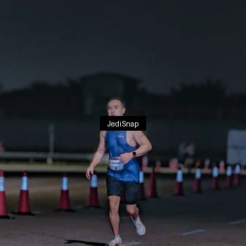 Runner Photo 7449022