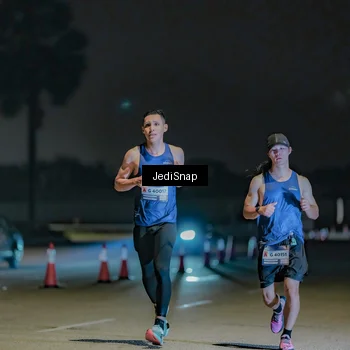 Runner Photo 7449029