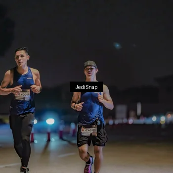 Runner Photo 7449032