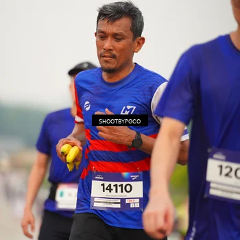 Runner Photo 7449035
