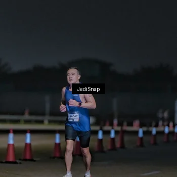 Runner Photo 7449038