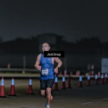 Runner Photo 7449040