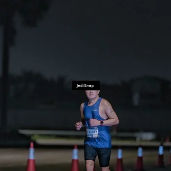 Runner Photo 7449044