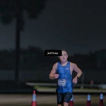 Runner Photo 7449048