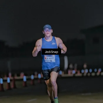 Runner Photo 7449066