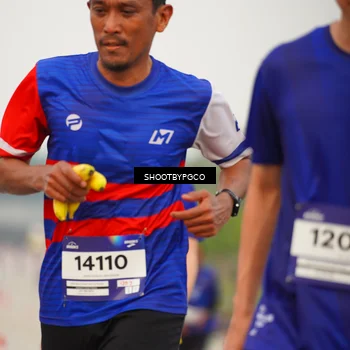 Runner Photo 7449073