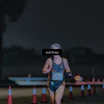 Runner Photo 7449103