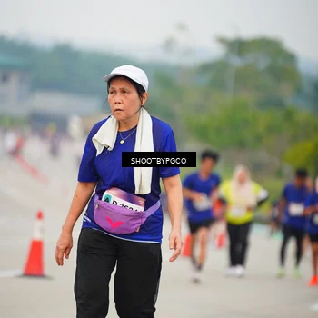 Runner Photo 7449104