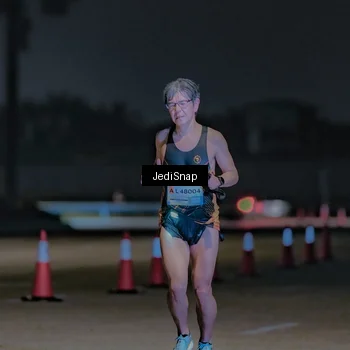Runner Photo 7449105
