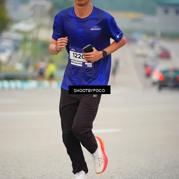 Runner Photo 7449124