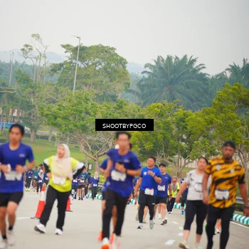 Runner Photo 7449140