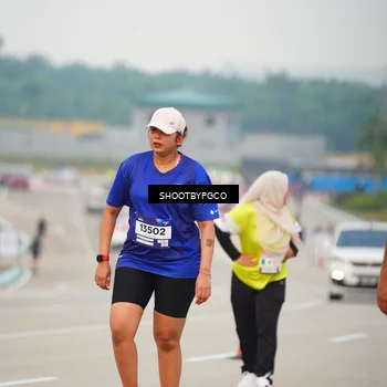 Runner Photo 7449144
