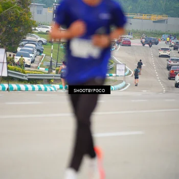 Runner Photo 7449153