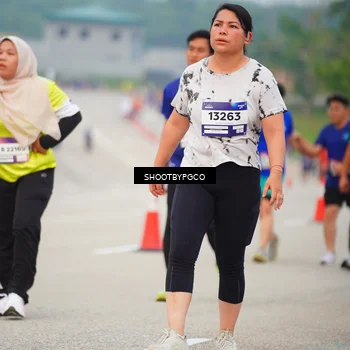Runner Photo 7449160