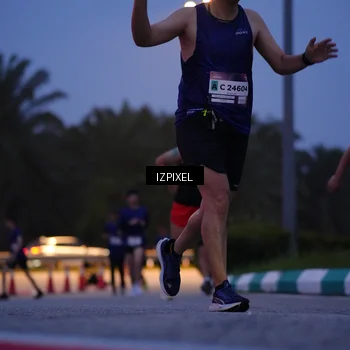 Runner Photo 7449178