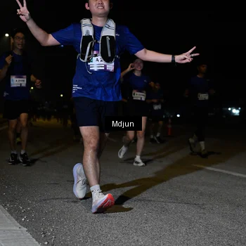 Runner Photo 7449225