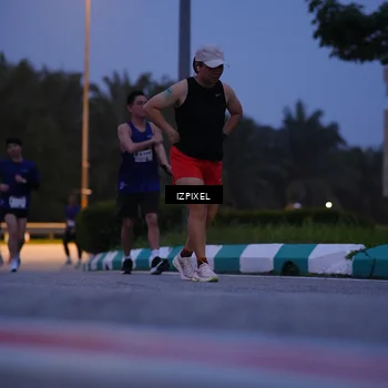 Runner Photo 7449240