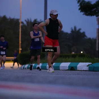 Runner Photo 7449241