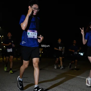 Runner Photo 7449258