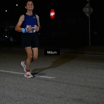Runner Photo 7449296