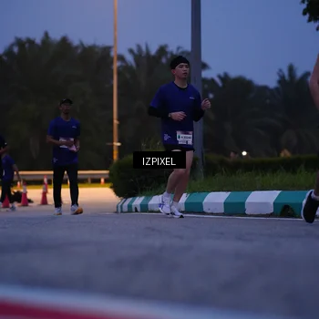 Runner Photo 7449322