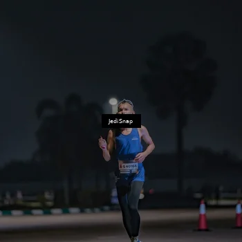 Runner Photo 7449343