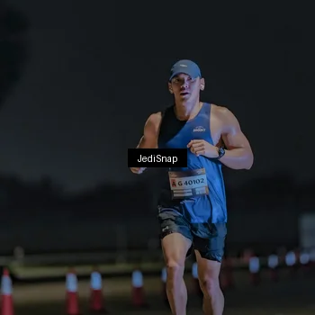 Runner Photo 7449358