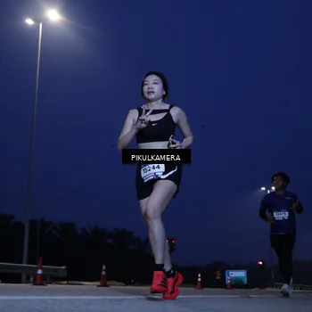 Runner Photo 7449360