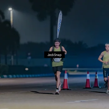 Runner Photo 7449367