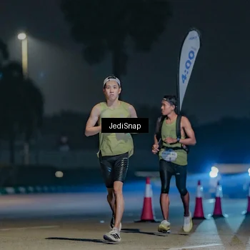 Runner Photo 7449389