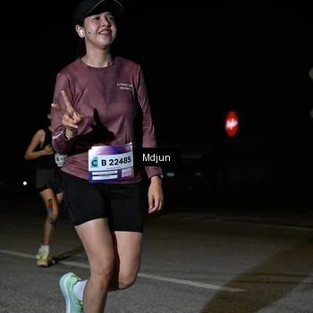 Runner Photo 7449390