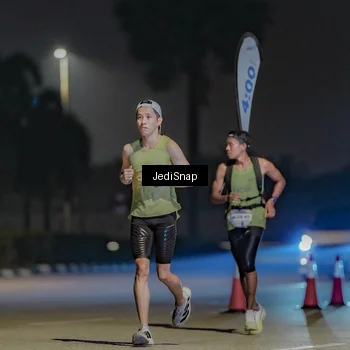 Runner Photo 7449392