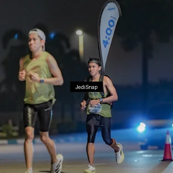 Runner Photo 7449398