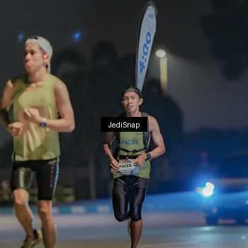 Runner Photo 7449403