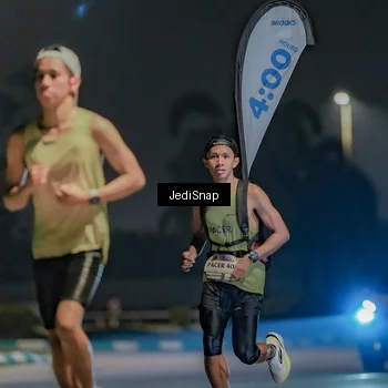 Runner Photo 7449405