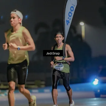 Runner Photo 7449406