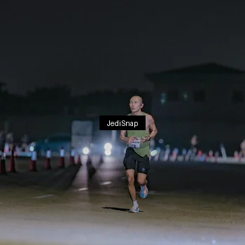 Runner Photo 7449410
