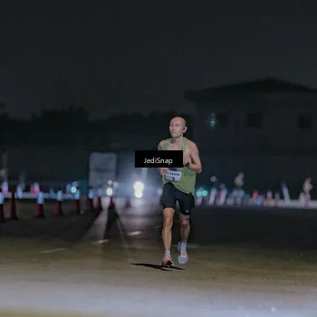 Runner Photo 7449414