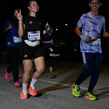Runner Photo 7449444