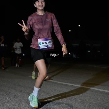 Runner Photo 7449450