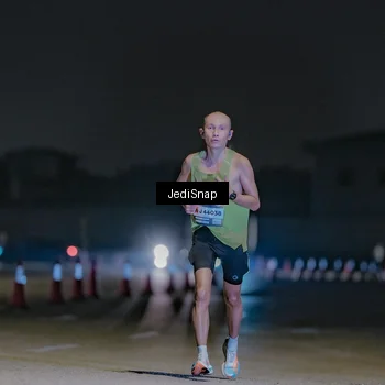 Runner Photo 7449452