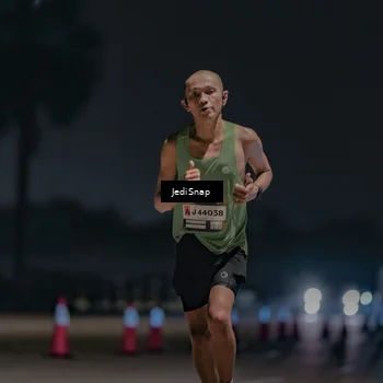 Runner Photo 7449465