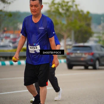 Runner Photo 7449535